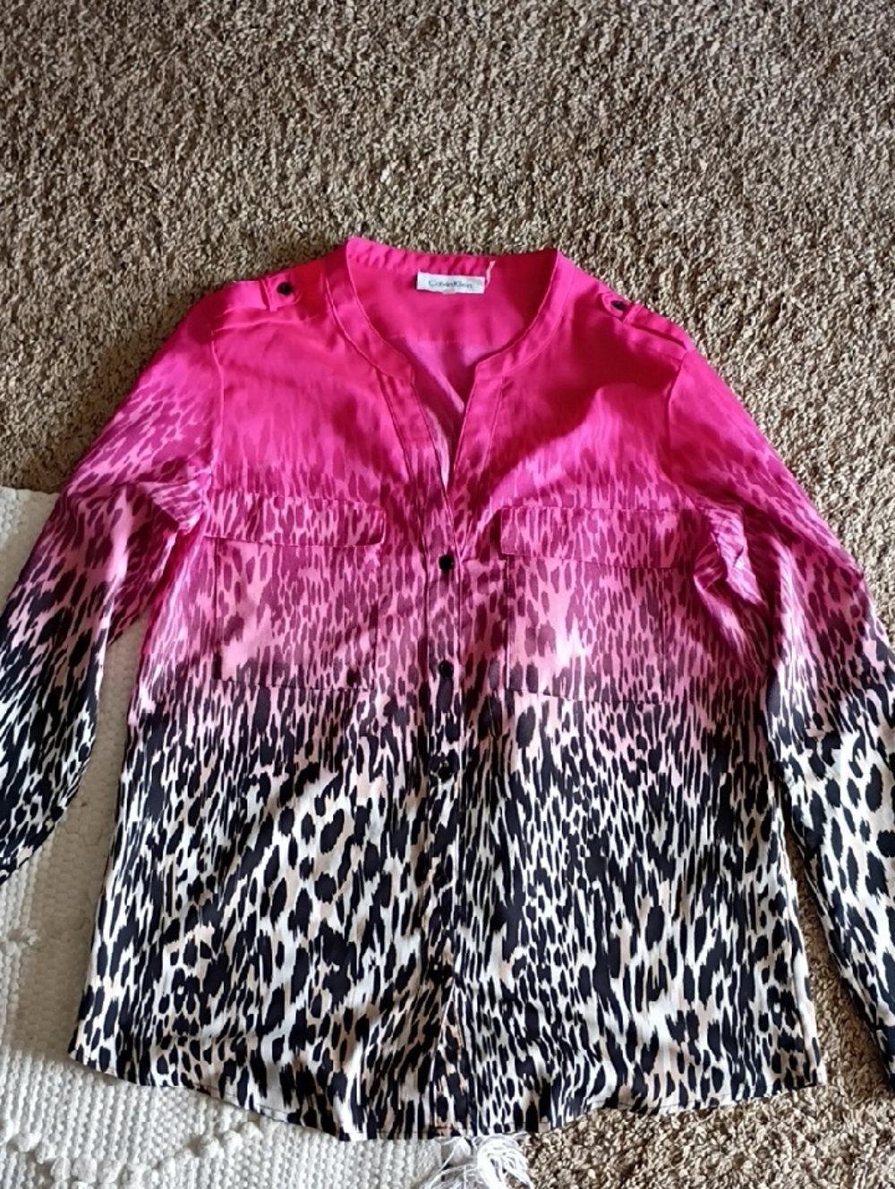 Calvin Klein Pink Ombre Leopard Print Women's Skirt, size medium.